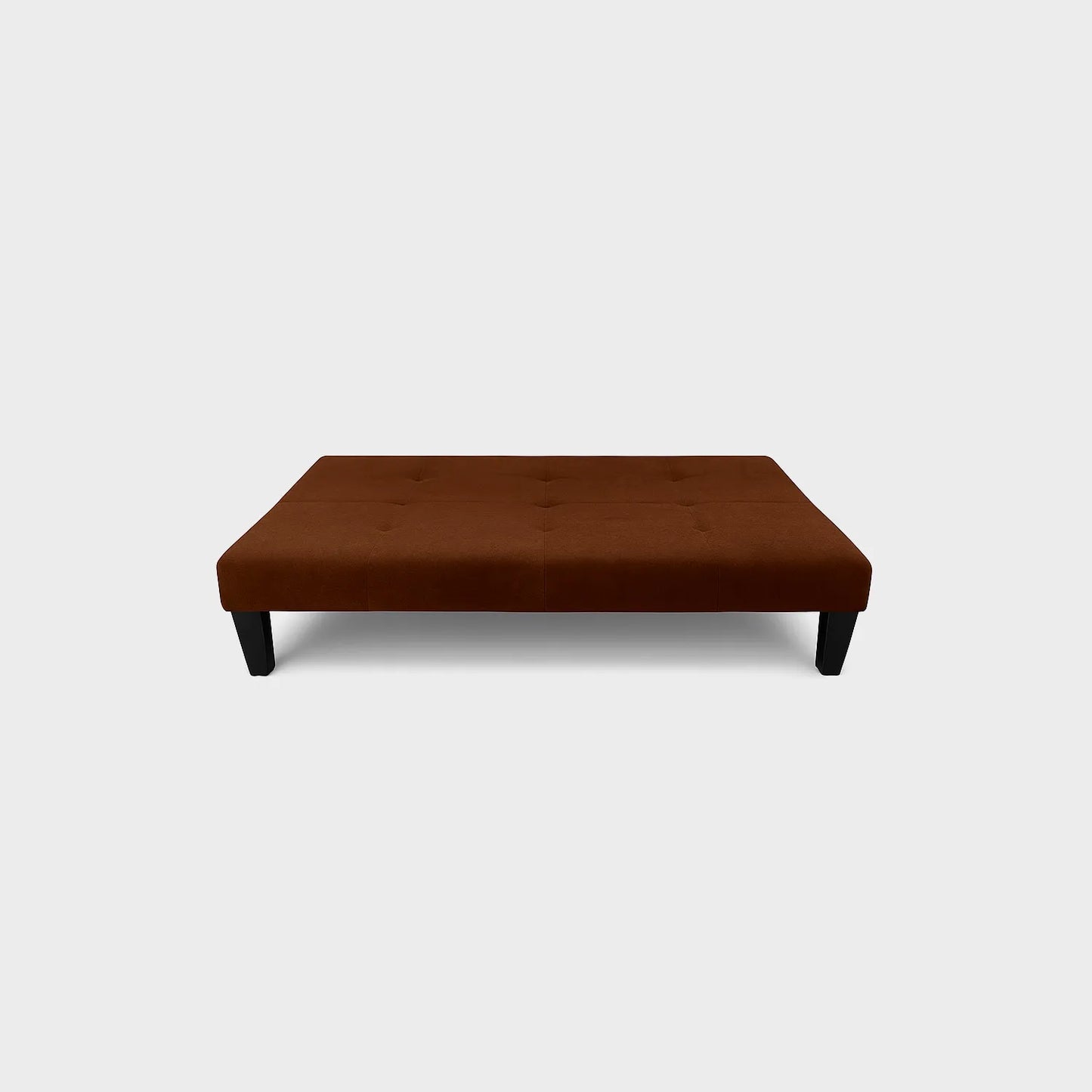 Sofá cama Basic tipo clic clac visto de frente modo cama, tapizado color café, con patas plásticas en color negro, fotografía sobre fondo blanco, ideal para visualizar la combinación de estilos y colores - All Star muebles