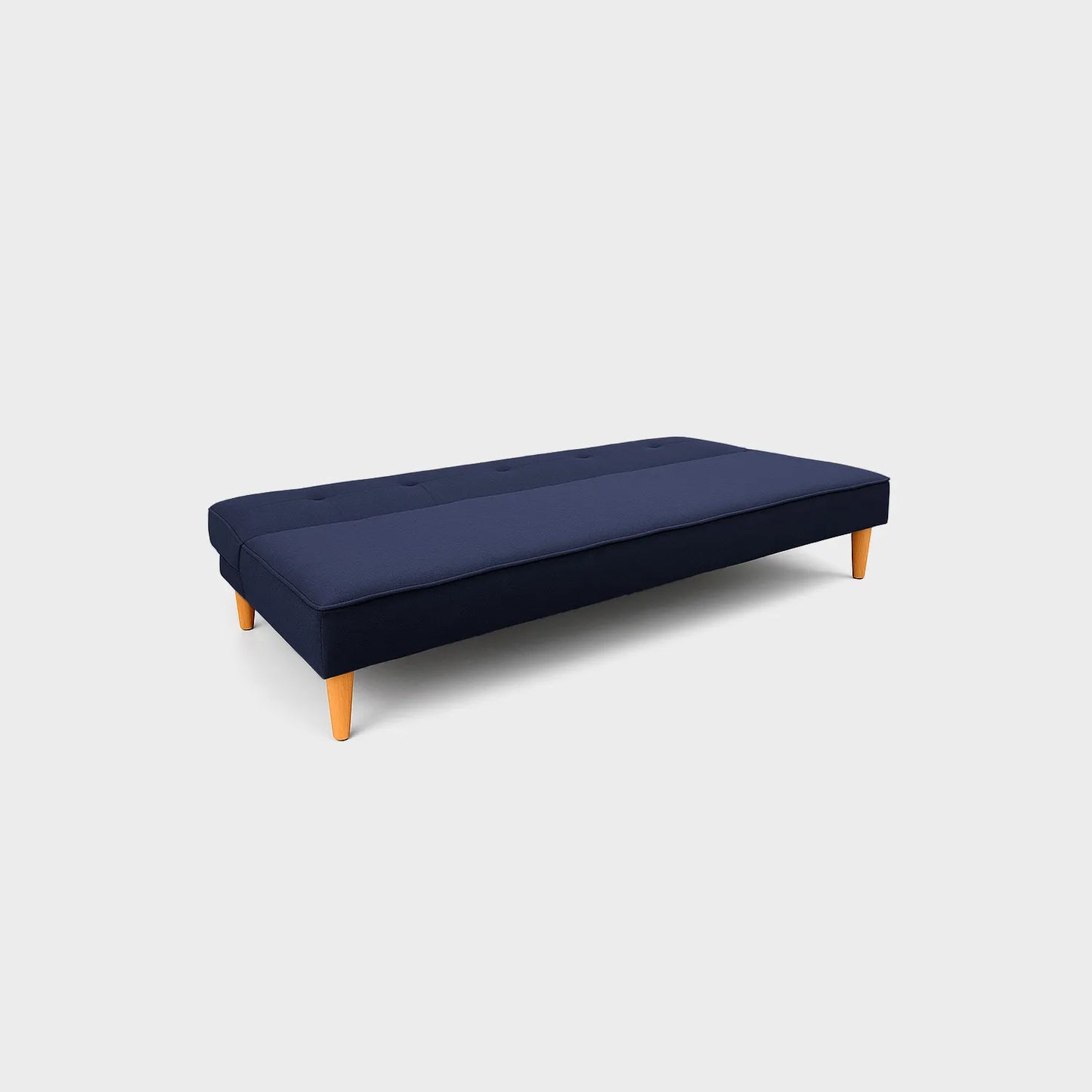 Sofá cama Chic tipo clic clac visto en perspectiva modo cama, tapizado color azul, con patas en madera torneada tono natural, fotografía sobre fondo blanco, ideal para visualizar la combinación de estilos y colores - All Star muebles