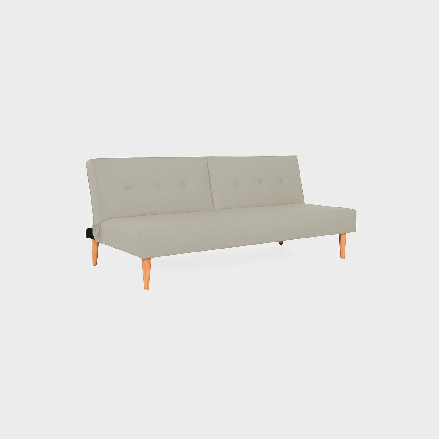 Sofá cama Trevor tipo clic clac visto en perspectiva, tapizado color beige, con patas en madera torneada tono natural, fotografía sobre fondo blanco, ideal para visualizar la combinación de estilos y colores - All Star muebles