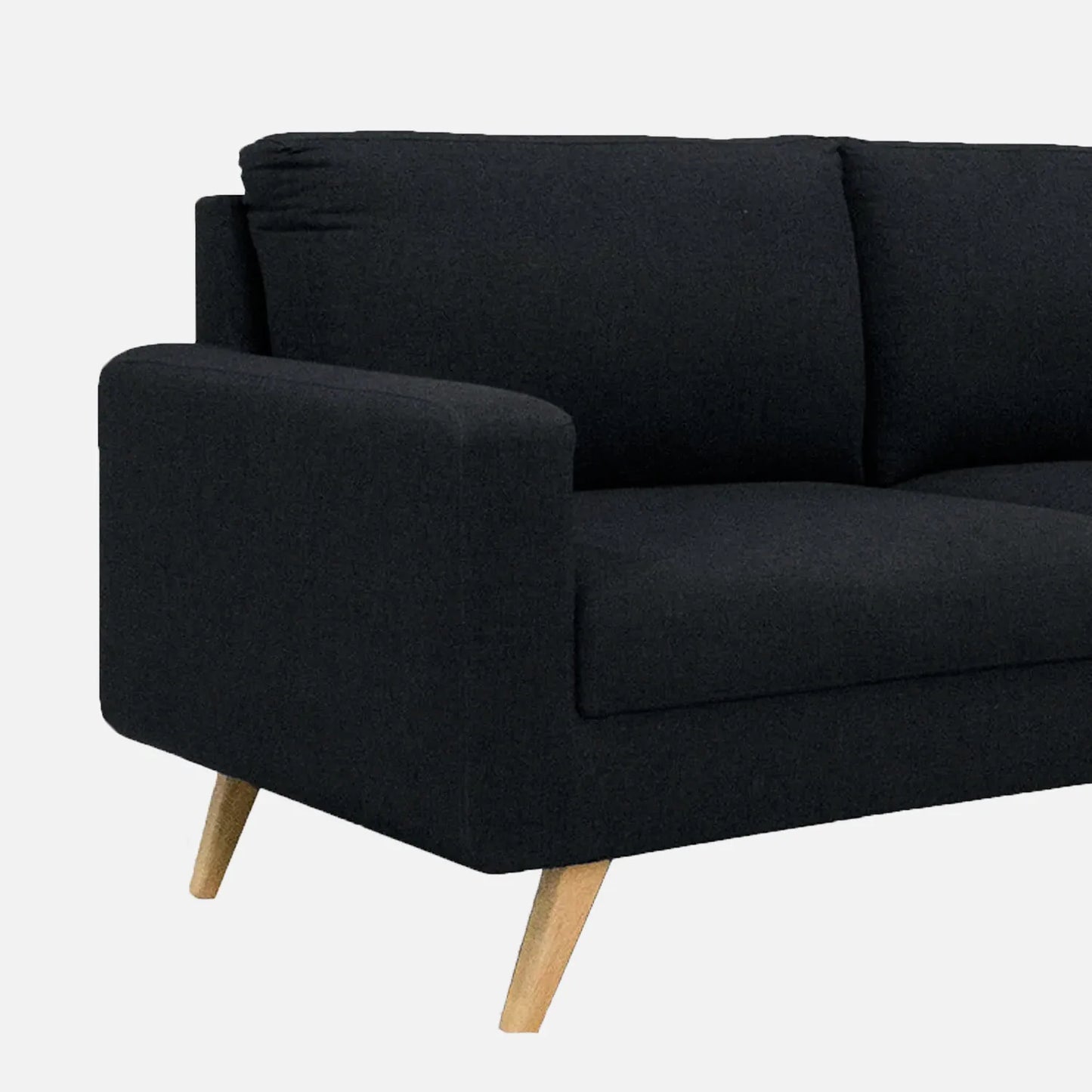 Sofá Río en tela color terracota, diseño moderno con patas en madera clara – ideal para salas pequeñas o espacios contemporáneos - All Star muebles Colombia