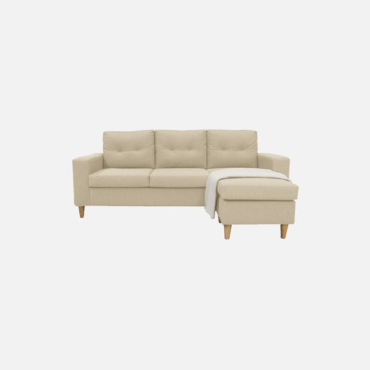 Sala en L Cielo visto de frente en tela color marfil con patas de madera clara y manta decorativo blanca, ideal para salas modernas - All Star Muebles Colombia